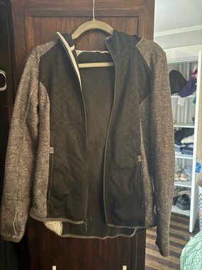 North Face Quilted Black & Heather Gray Zip-Up Jacket